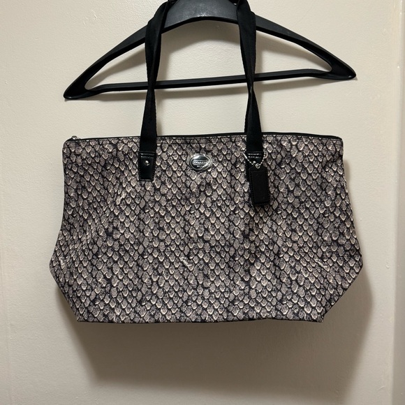 Coach X Large Tote Travel Bag 2 Piece Set Black Beige Snake Reptile Print NWOT - Picture 1 of 16